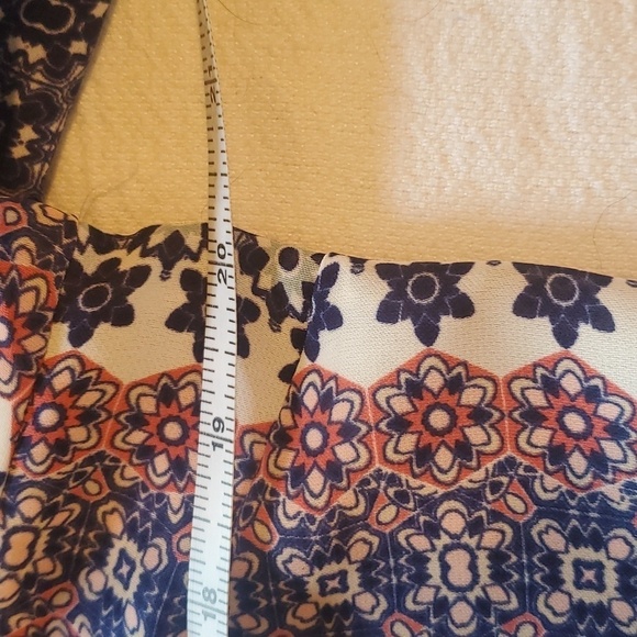 Candie's Long Sleeve Casual Vneck Button Down Sz. M Blouse Tunic - Picture 12 of 13